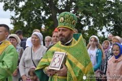 Престольный праздник в храме деревни Озеры