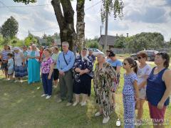 В деревне Колядичи освятили поклонный крест