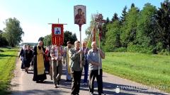 Крестный ход к месту разрушенного храма святого благоверного князя Александра Невского д. Провожа