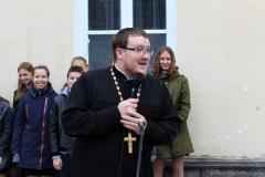 Учебный год в воскресной школе Покровского собора начался с литургии и линейки