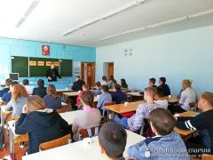 Настоятель храма поселка Сопоцкин провел встречу со школьниками посвященную ценности жизни