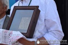 Благодатный огонь от Гроба Господня прибыл в Волковыск в рамках ежегодной экспедиции "Дорога к святыням"