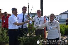 Благодатный огонь от Гроба Господня прибыл в Волковыск в рамках ежегодной экспедиции "Дорога к святыням"