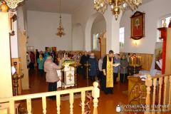 Богаслужэнне ў  Дзембрава