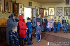 На приходе Святителя Николая города Волковыска начала свою работу воскресная школа