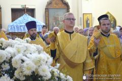 Боская літургія ў Свята-Петра-Паўлаўскім кафедральным саборы горада Ваўкавыска з нагоды 15-цігоддзя асвячэння храма