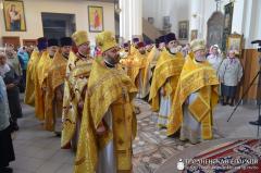 Боская літургія ў Свята-Петра-Паўлаўскім кафедральным саборы горада Ваўкавыска з нагоды 15-цігоддзя асвячэння храма