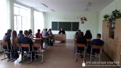 Священник провел урок в школе деревни Пески, посвященный теме ценности жизни