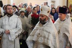 В день памяти своего небесного покровителя архиепископ Артемий возглавил литургию в Покровском соборе