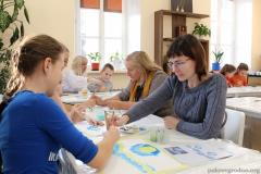 Творческие мастер-классы прошли в воскресной школе Покровского собора