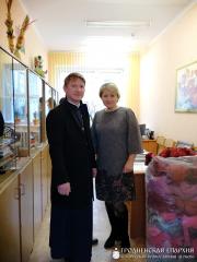 Приход преподобномученика Серафима оказал помощь нуждающимся семьям