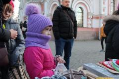 Предрождественскую ярмарку организовали в воскресной школе Покровского собора