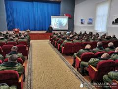 Священник провел беседу с военнослужащими 6-й отдельной гвардейской механизированной бригады