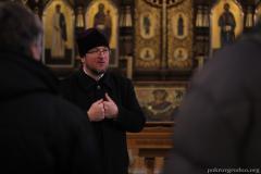 Настоятель Покровского собора провел экскурсию для гродненских экскурсоводов