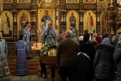 В праздник Сретения Господня архиепископ Артемий возглавил богослужения в Покровском соборе