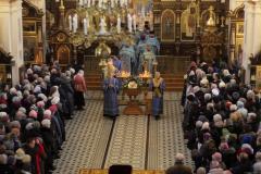 В праздник Сретения Господня архиепископ Артемий возглавил богослужения в Покровском соборе