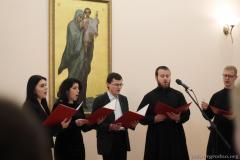 "Ты яшчэ на зямлі, а цябе ўжо ахінаюць райскія спевы": вечар паэзіі ў межах “Каложскага дабравесту”