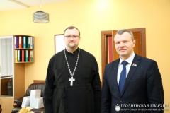 Состоялась встреча руководителя отдела религиозного образования с ректором ГрГУ им. Я.Купалы