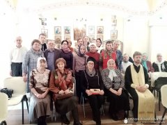 «Cлужа Богу, людям и науке»