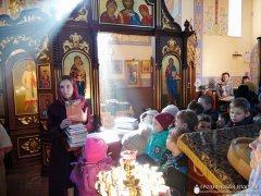 Презентация книг, посвященная Дню православной книги в храме Серафима Жировичского