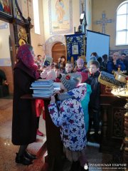 Презентация книг, посвященная Дню православной книги в храме Серафима Жировичского