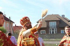 Освящение поклонного креста на месте строительства храма в честь иконы Богородицы «Утоли моя печали»