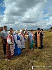 Настоятель храма деревни Дубно принял участие в мероприятии "Зажинки"