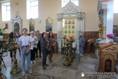 Храм поселка Зельва посетили студенты и преподаватели Минского государственного архитектурного института