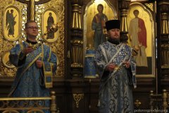 В Праздник Покрова Пресвятой Богородицы митрополит Вениамин возглавил литургию в Покровском соборе 