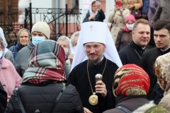 В Праздник Покрова Пресвятой Богородицы митрополит Вениамин возглавил литургию в Покровском соборе 
