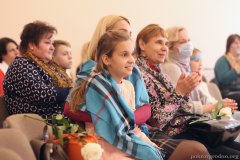 "Покровские" праздники в воскресной школе кафедрального собора