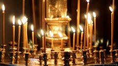 В день памяти своего небесного покровителя архиепископ Артемий возглавил литургию в Покровском соборе