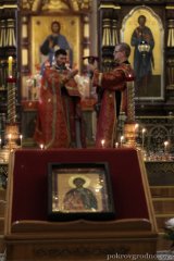 В день памяти своего небесного покровителя архиепископ Артемий возглавил литургию в Покровском соборе