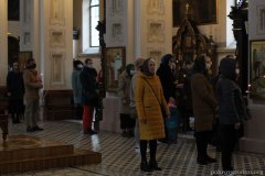 В Покровском соборе совершили панихиду по убиенному Роману Бондаренко