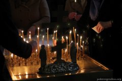 В Покровском соборе совершили панихиду по убиенному Роману Бондаренко