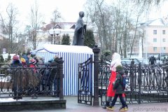 Рождественскую ярмарку организовала воскресная школа Покровского собора