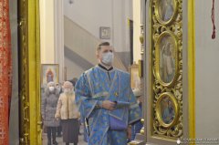 Боская літургія ў кафедральным саборы святых апосталаў Пятра і Паўла г. Ваўкавыска