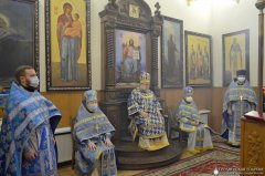 Боская літургія ў кафедральным саборы святых апосталаў Пятра і Паўла г. Ваўкавыска