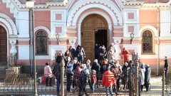 Архиепископ Артемий возглавил воскресную вечерню с чином прощения в Покровском соборе Архиепископ Артемий возглавил воскресную вечерню с чином прощения в Покровском соборе