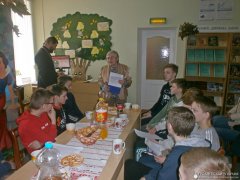 В Остринской горпоселковой библиотеке прошел круглый стол "Животворный источник православной книги" В Остринской горпоселковой библиотеке прошел круглый стол "Животворный источник православной книги"