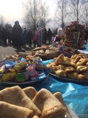 Праздник «Масленица» в храме иконы Божией Матери «Всех скорбящих Радость» г. Мосты Праздник «Масленица» в храме иконы Божией Матери «Всех скорбящих Радость» г. Мосты