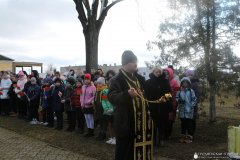 Благочинный Зельвенского округа принял участие в митинге, посвященном памяти жертв Хатынской трагедии Благочинный Зельвенского округа принял участие в митинге, посвященном памяти жертв Хатынской трагедии