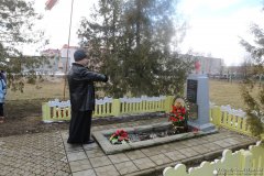 Благочинный Зельвенского округа принял участие в митинге, посвященном памяти жертв Хатынской трагедии Благочинный Зельвенского округа принял участие в митинге, посвященном памяти жертв Хатынской трагедии