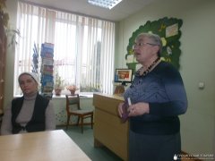 В Остринской горпоселковой библиотеке состоялась встреча Клуба неравнодушных мам В Остринской горпоселковой библиотеке состоялась встреча Клуба неравнодушных мам