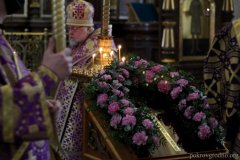 Архиепископ Артемий возглавил в Покровском соборе всенощное бдение с чином выноса Креста Архиепископ Артемий возглавил в Покровском соборе всенощное бдение с чином выноса Креста