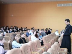 Клирик кафедрального собора принял участие в мероприятиях проекта "ШАГ" Клирик кафедрального собора принял участие в мероприятиях проекта "ШАГ"