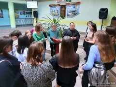 Священник посетил школу №8 города Волковыска