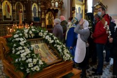 В праздник Входа Господня в Иерусалим архиепископ Артемий возглавил праздничное богослужение в Покровском соборе