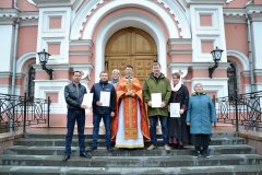 В день празднования иконы "Неупиваемая Чаша" братчики общества трезвости "Покровское" дали обеты трезвости
