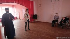 Прихожане поздравили воспитанников Зельвенского отделения дневного пребывания для инвалидов с Пасхой Прихожане поздравили воспитанников Зельвенского отделения дневного пребывания для инвалидов с Пасхой